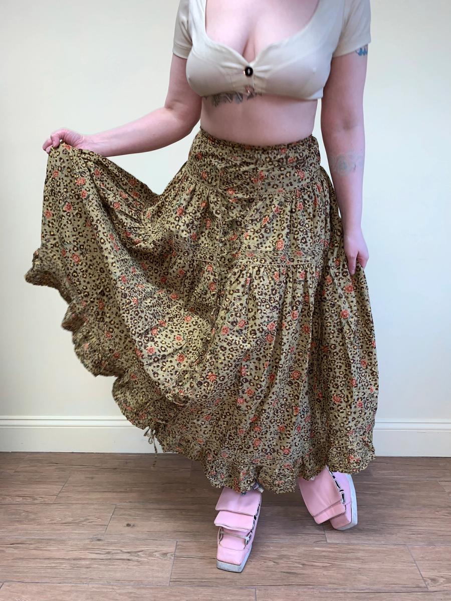 Kankeo Isao Cheetah Print Petticoat product image