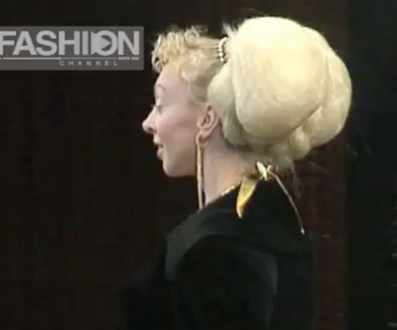 Vivienne Westwood FW 1997 Runway Chain Earrings product image