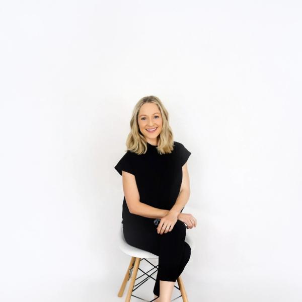 Dr. Laura Swaim, DC