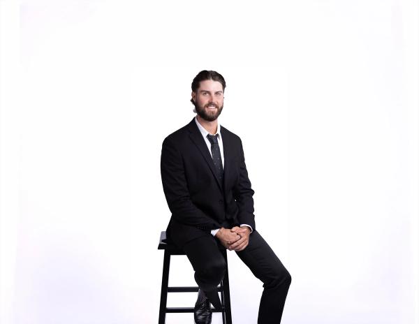 Dr. Grayson Fox