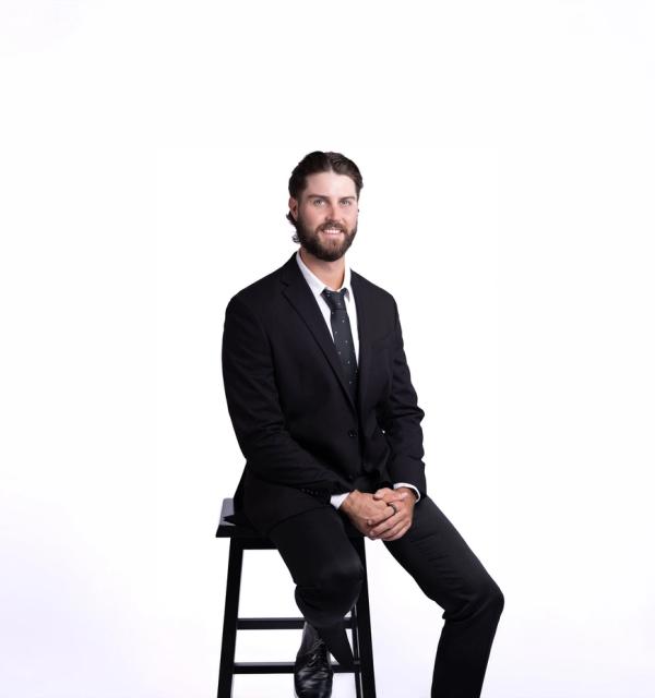 Dr. Grayson Fox