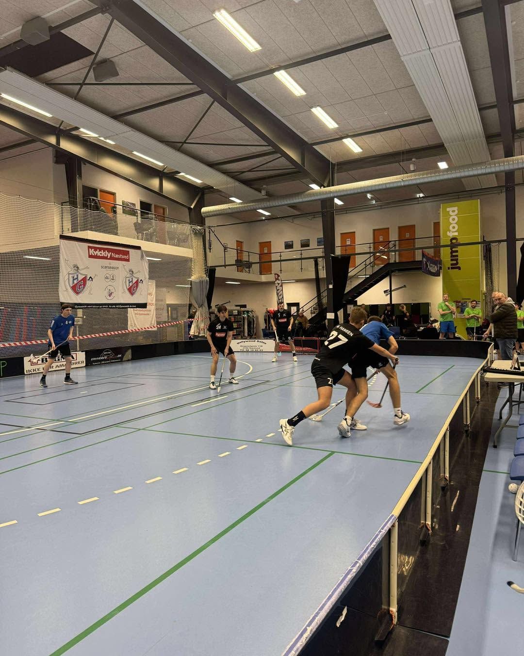Herre 1 i kamp på udebane