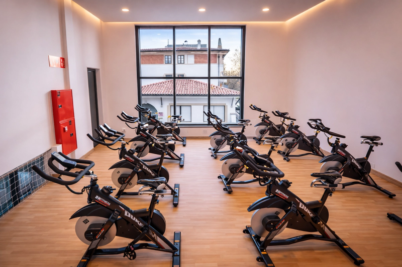 Sala de ciclo indoor en el Frontón de Zabaloetxe