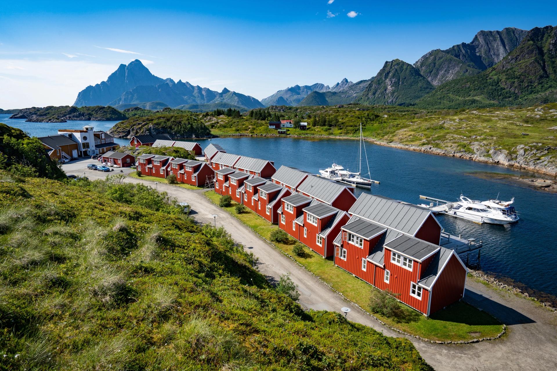 Curated visual reference: Accommodation In Lofoten Photo Inspiration