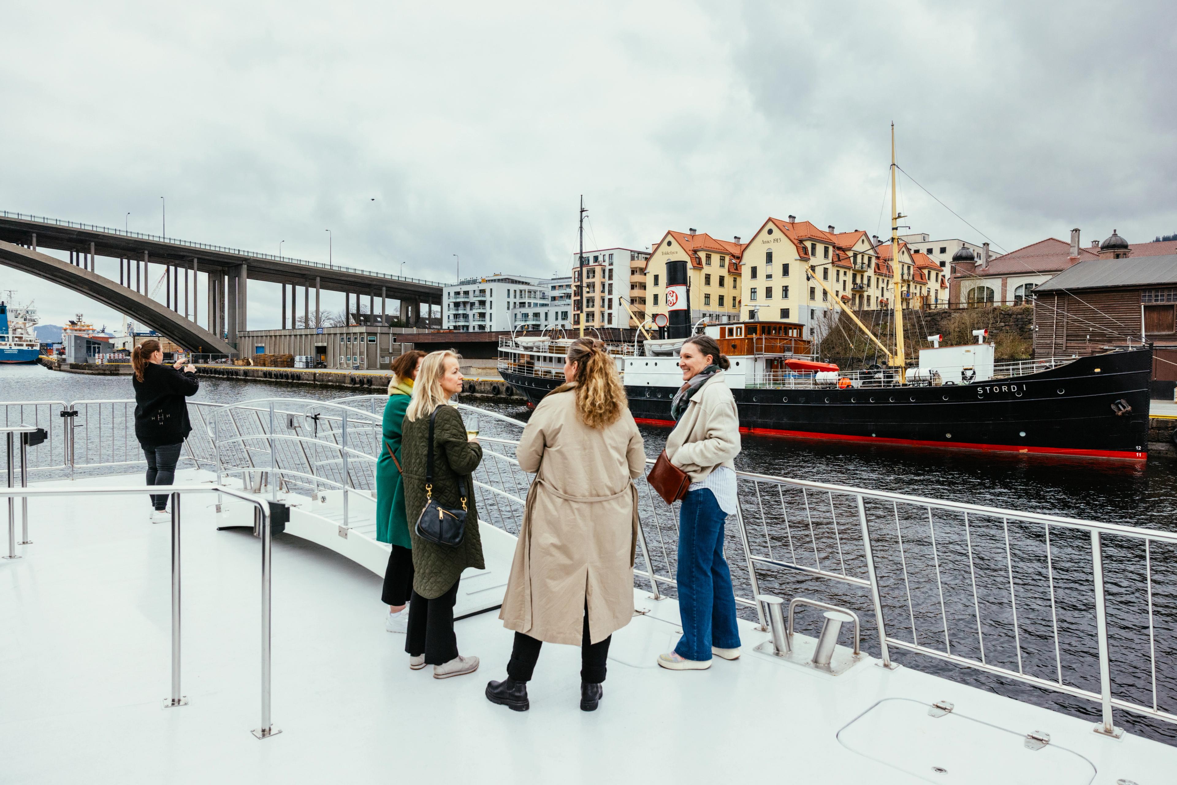 Gäste an Bord von Bergen City Cruise.
