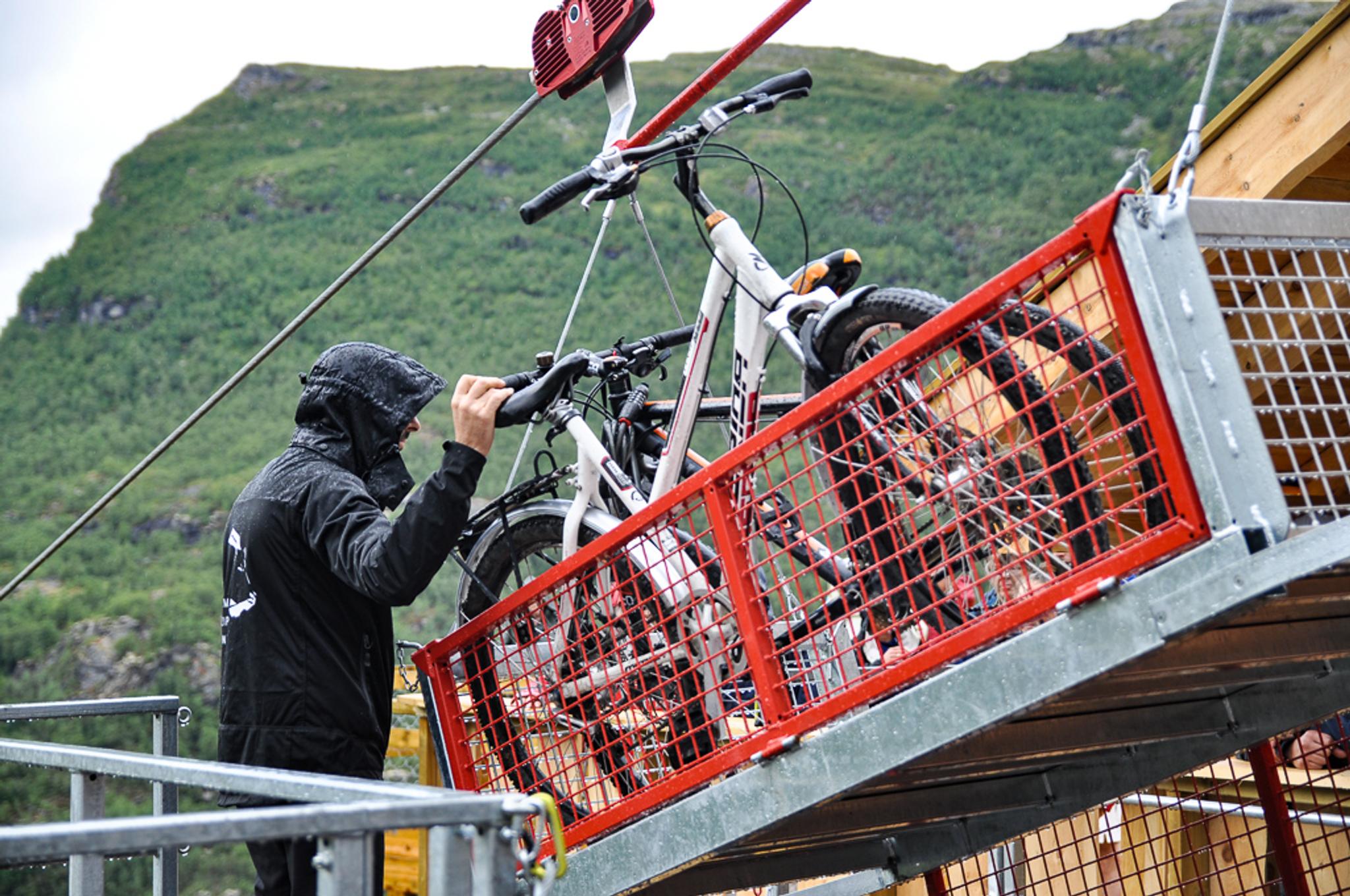 Erleben Sie Die Fl m Zipline Norway s Best erleben-sie-die-fl-m-zipline-norway-s-best