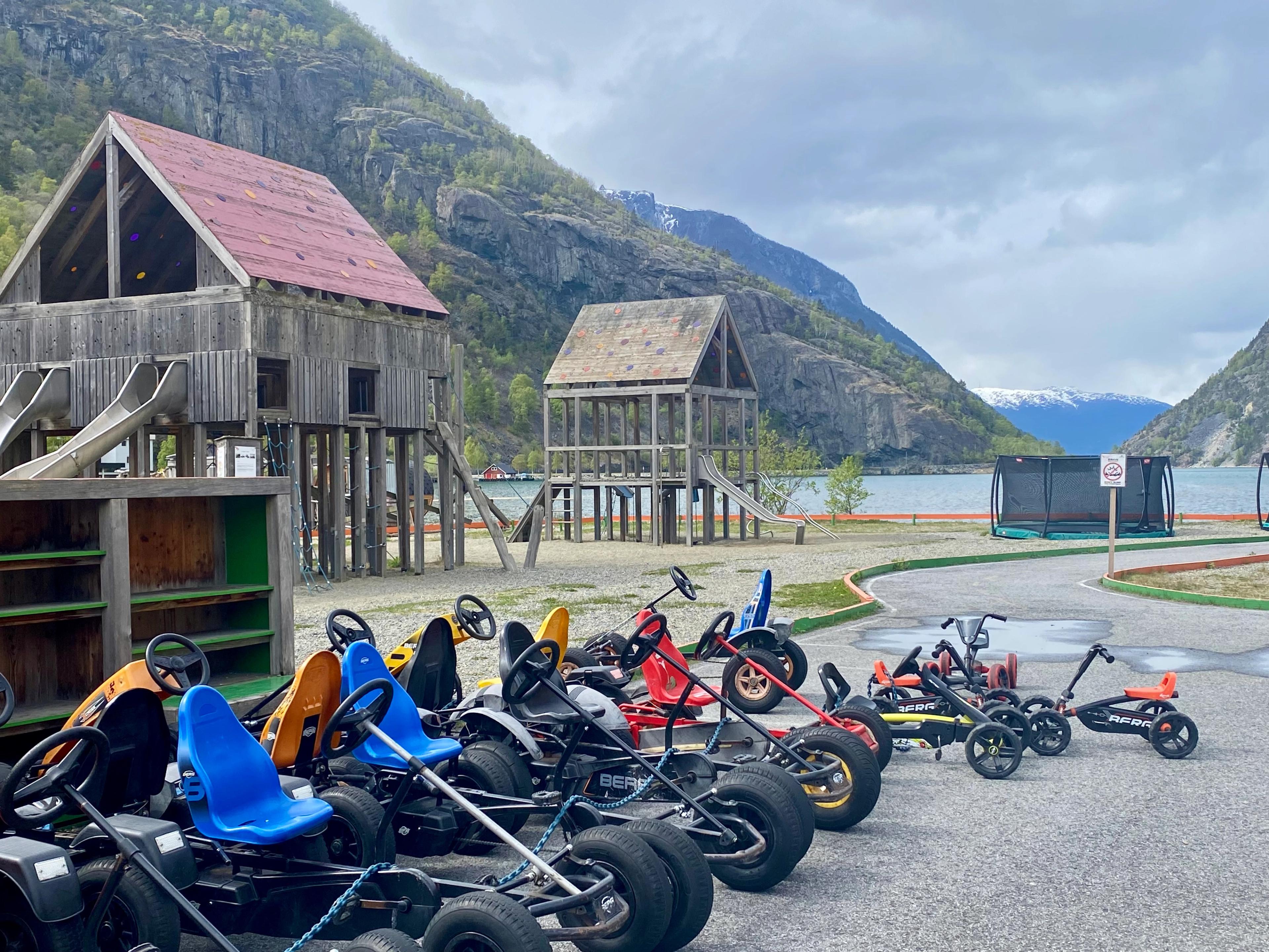 Tråbiler i Motorikkparken