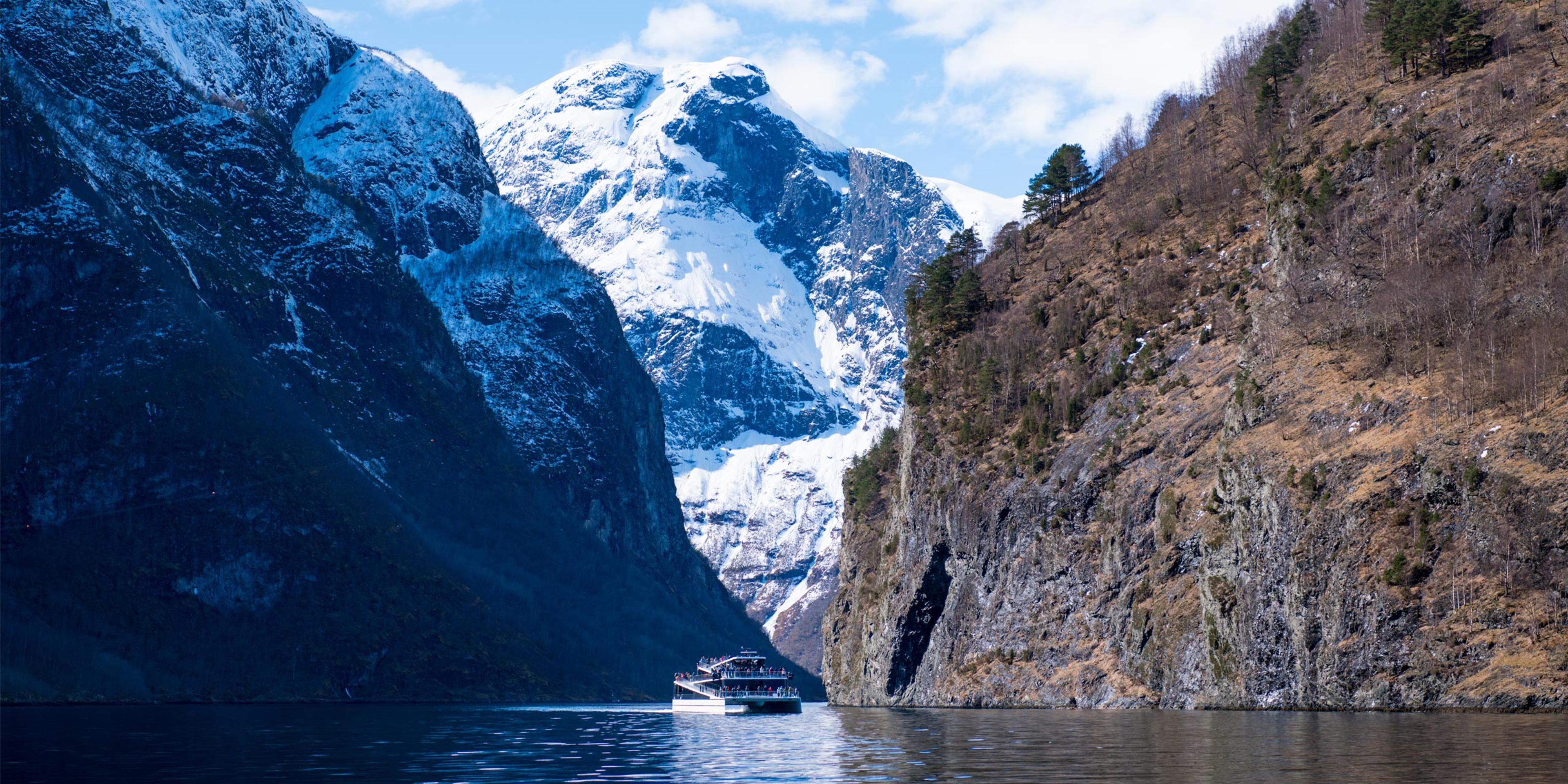 Roundtrip Nærøyfjord Flåm-Gudvangen-Flåm