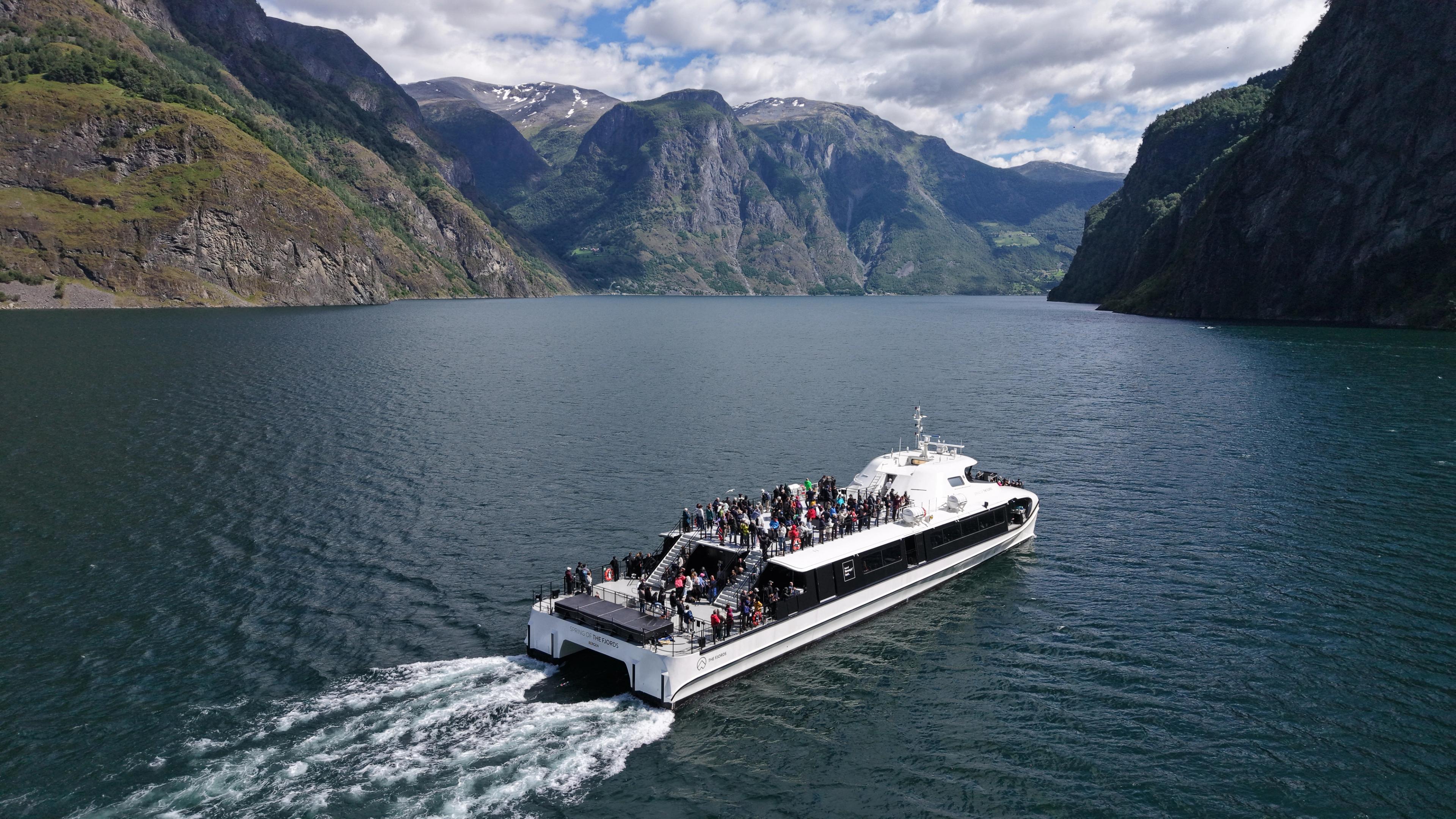 Spring of The Fjords i Aurlandsfjorden.