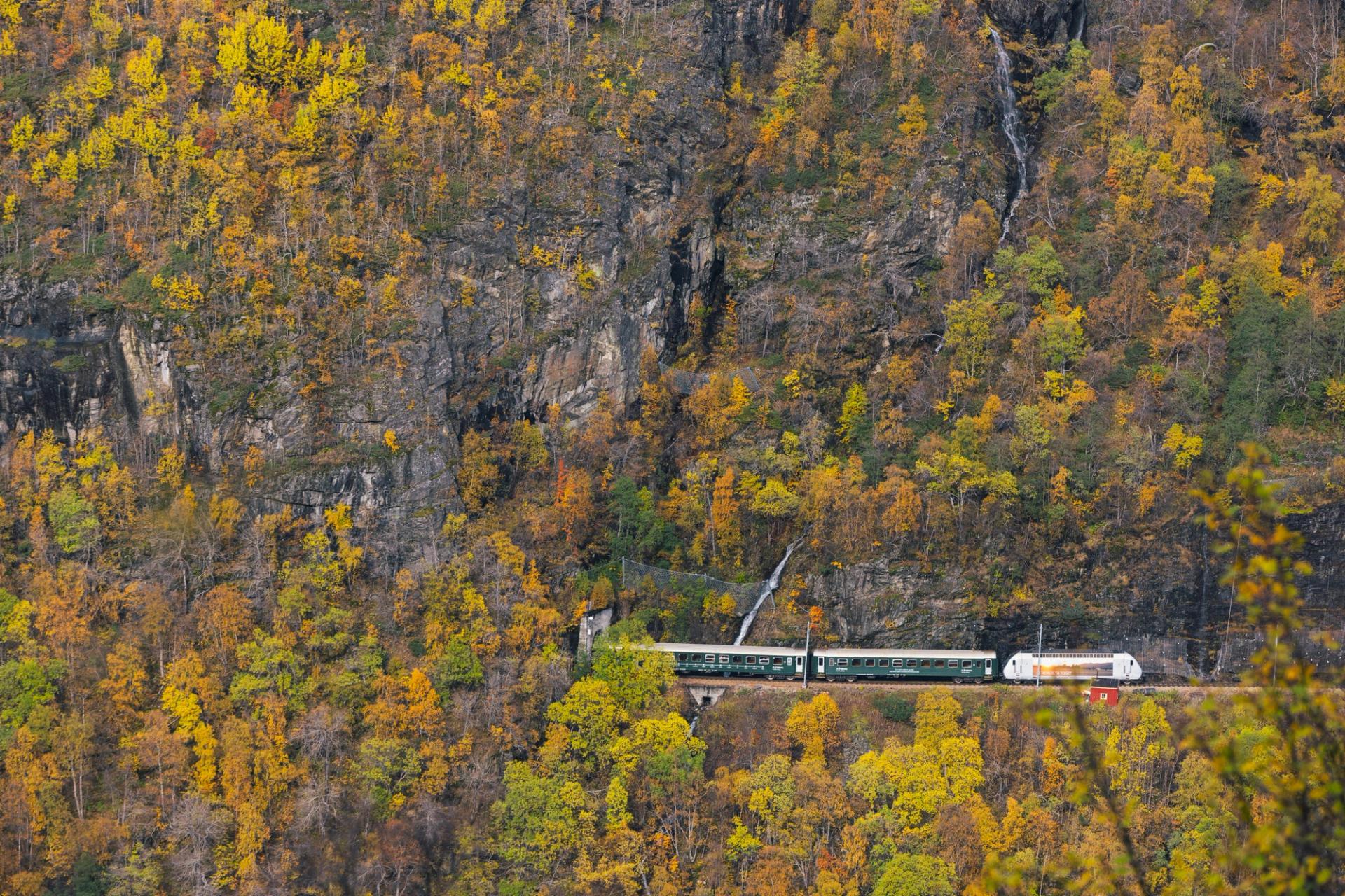 10 great reasons for visiting Flåm in Autumn | Norway’s best