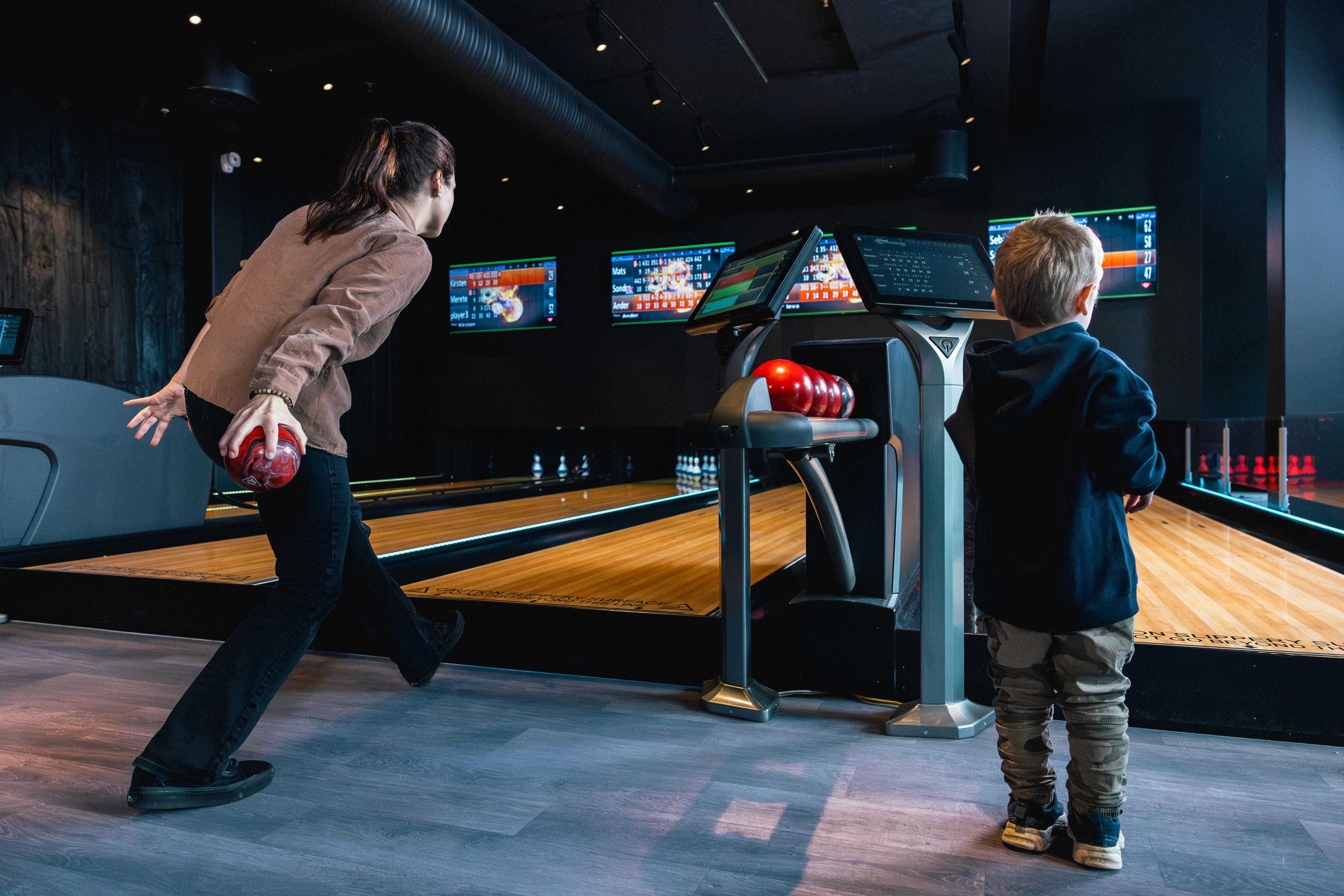 Bowling på Kamben kafé og spel 