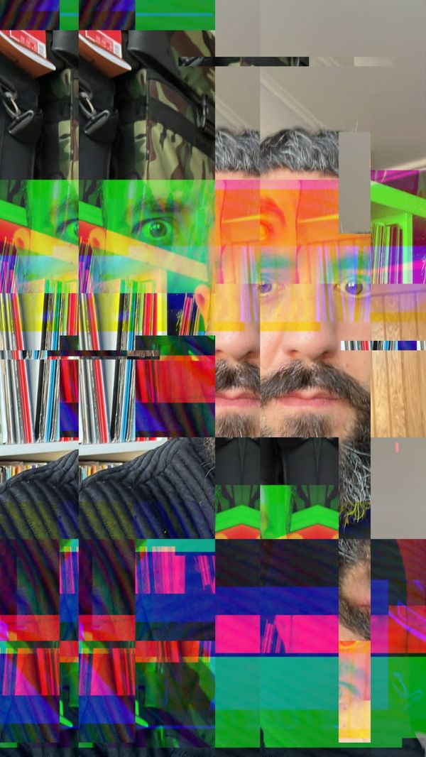 Image of Aaja Resident AUDIO SMACK BOY
