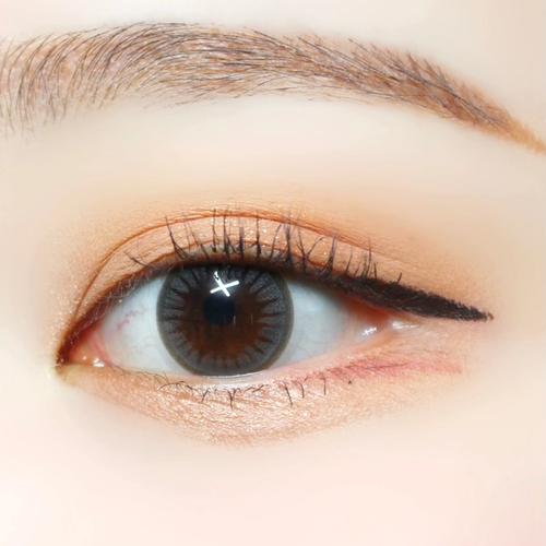 Nam Dasol (남다솔) look 1