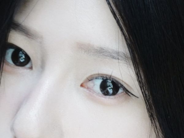 Hwang Joo-young (황주영) wearing NEOiSM