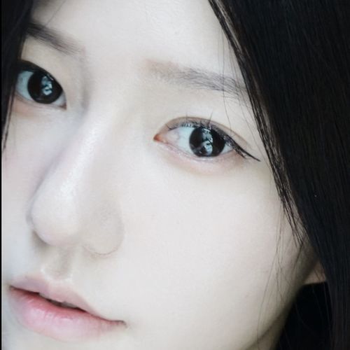 Hwang Joo-young (황주영) look 1