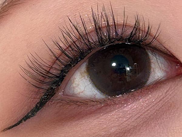 Lee Hanna (이한나) wearing NEOiSM