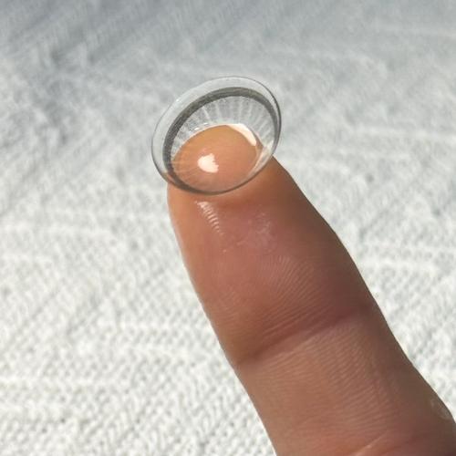 Kwon Jung-ah (권정아) look 4