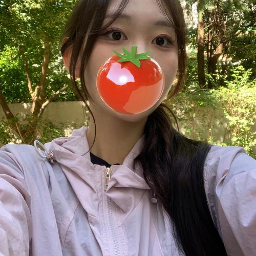 Kim So-young (김소영) look 11