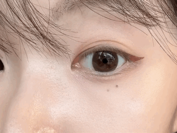 Jo Ha-eun (조하은) wearing NEOiSM