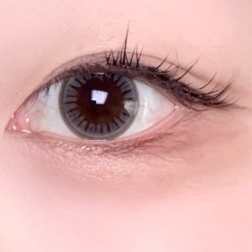 Kim So-young (김소영) look 1