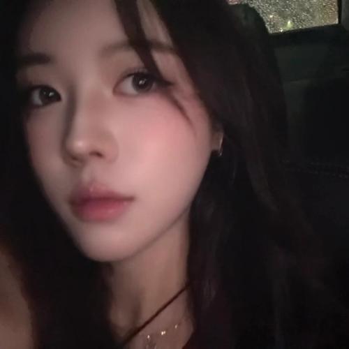 Byun Yu-bin (변유빈) look 2