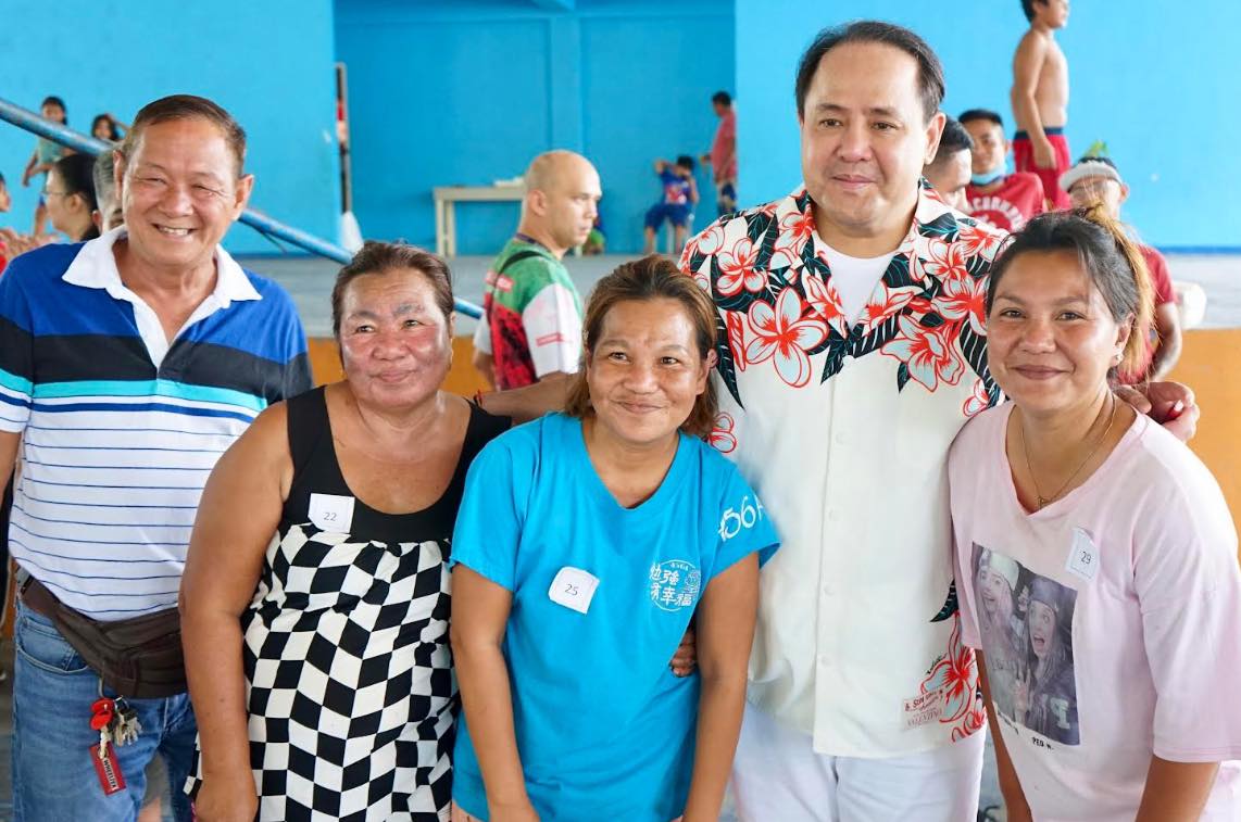 64 families in Dila-dila, Sta. Rita receive assistance 