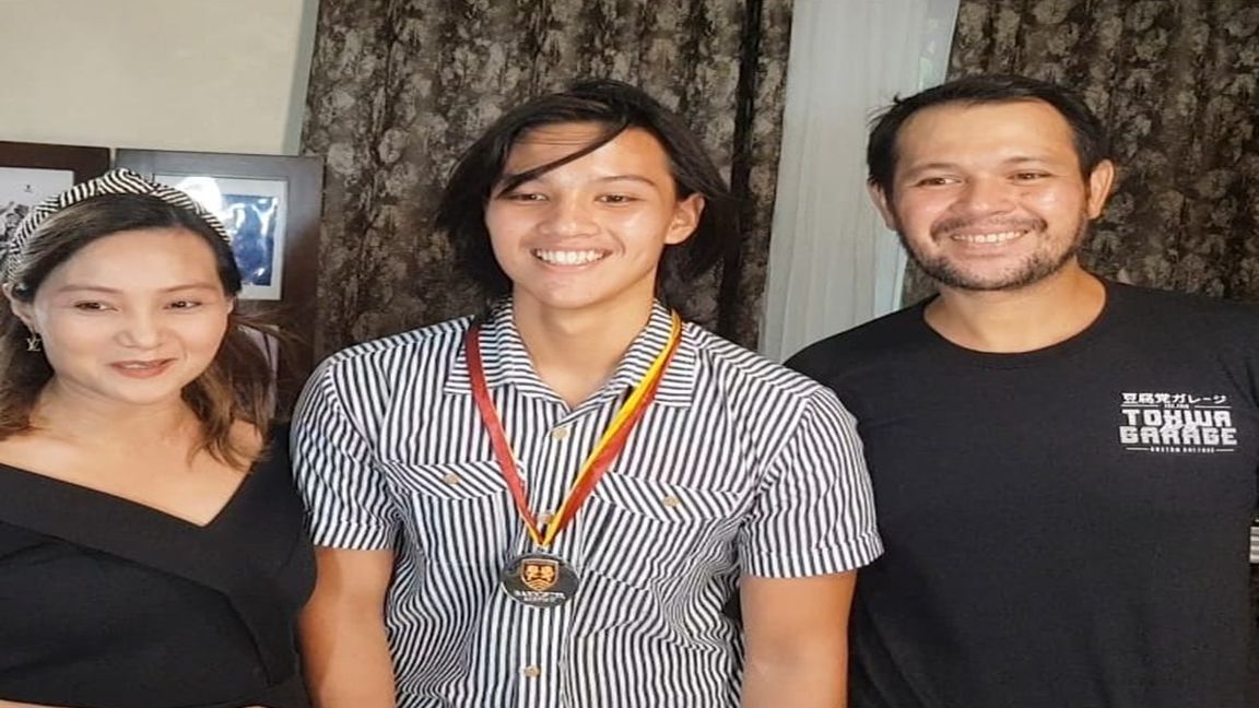 Original Pacita Complex couple Christopher Roxas and Gladys Reyes beam with pride for honor student son