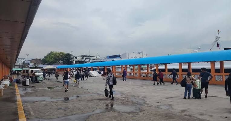 Rough Seas Halt Leyte Ferry Operations