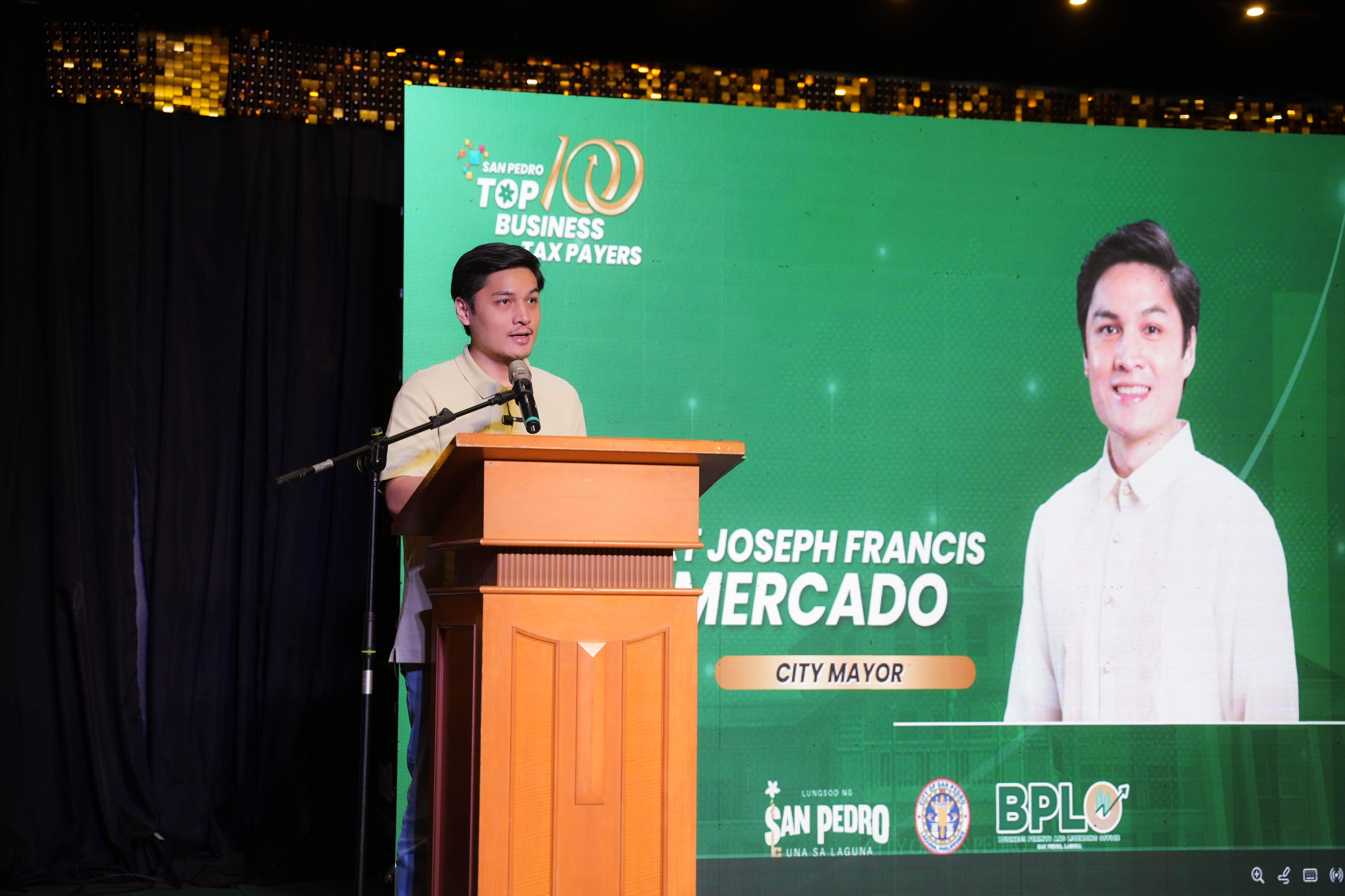 Isang Maligayang Pasko at Manigong Bagong Taon sa ating mga San Pedronians, San Pedrenses! Isang Maligayang Pasko at Manigong Bagong Taon sa ating mga San Pedronians, San Pedrenses!