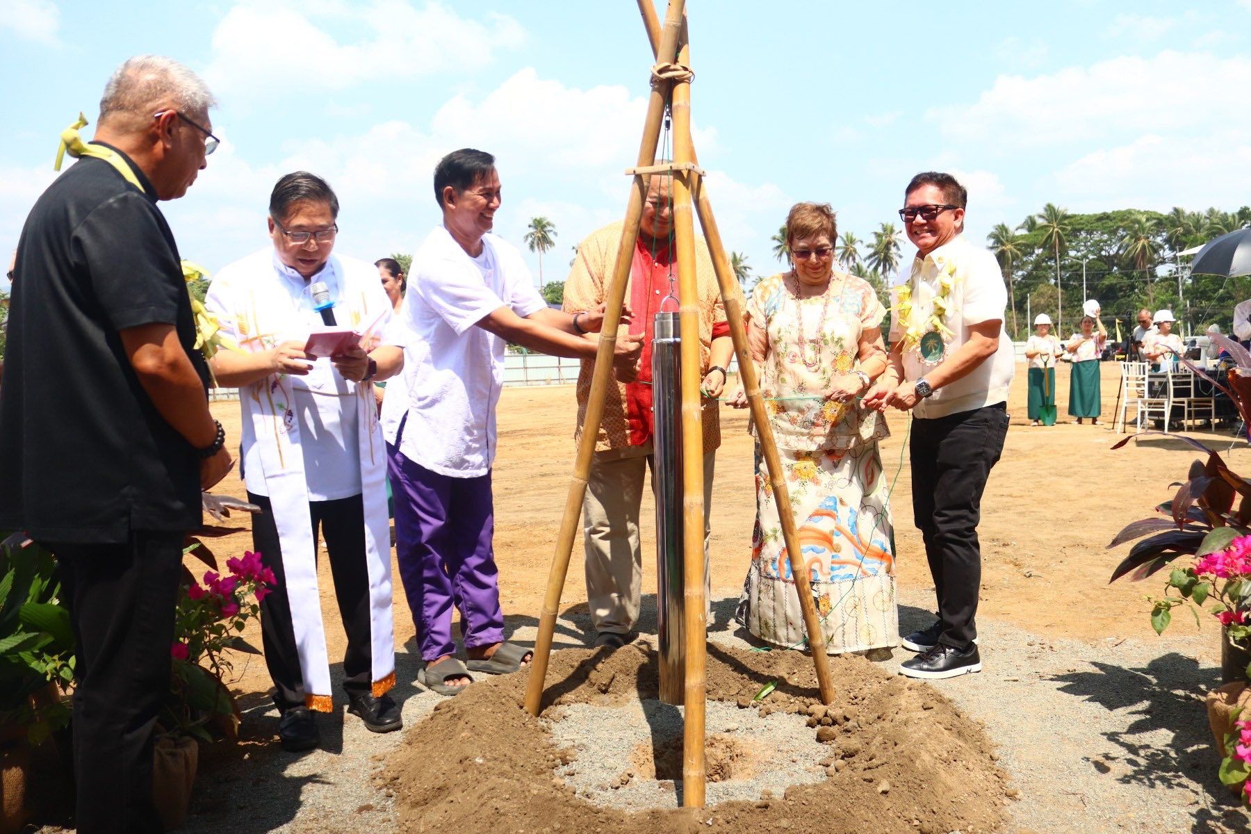 Bagong commercial center sa Tiaong