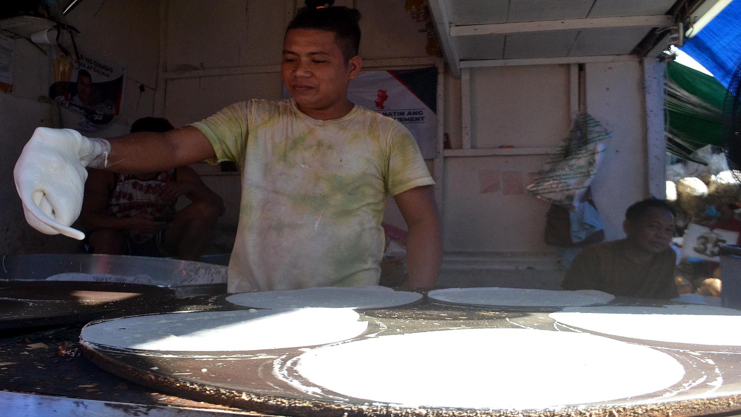 lumpia-wrapper-making