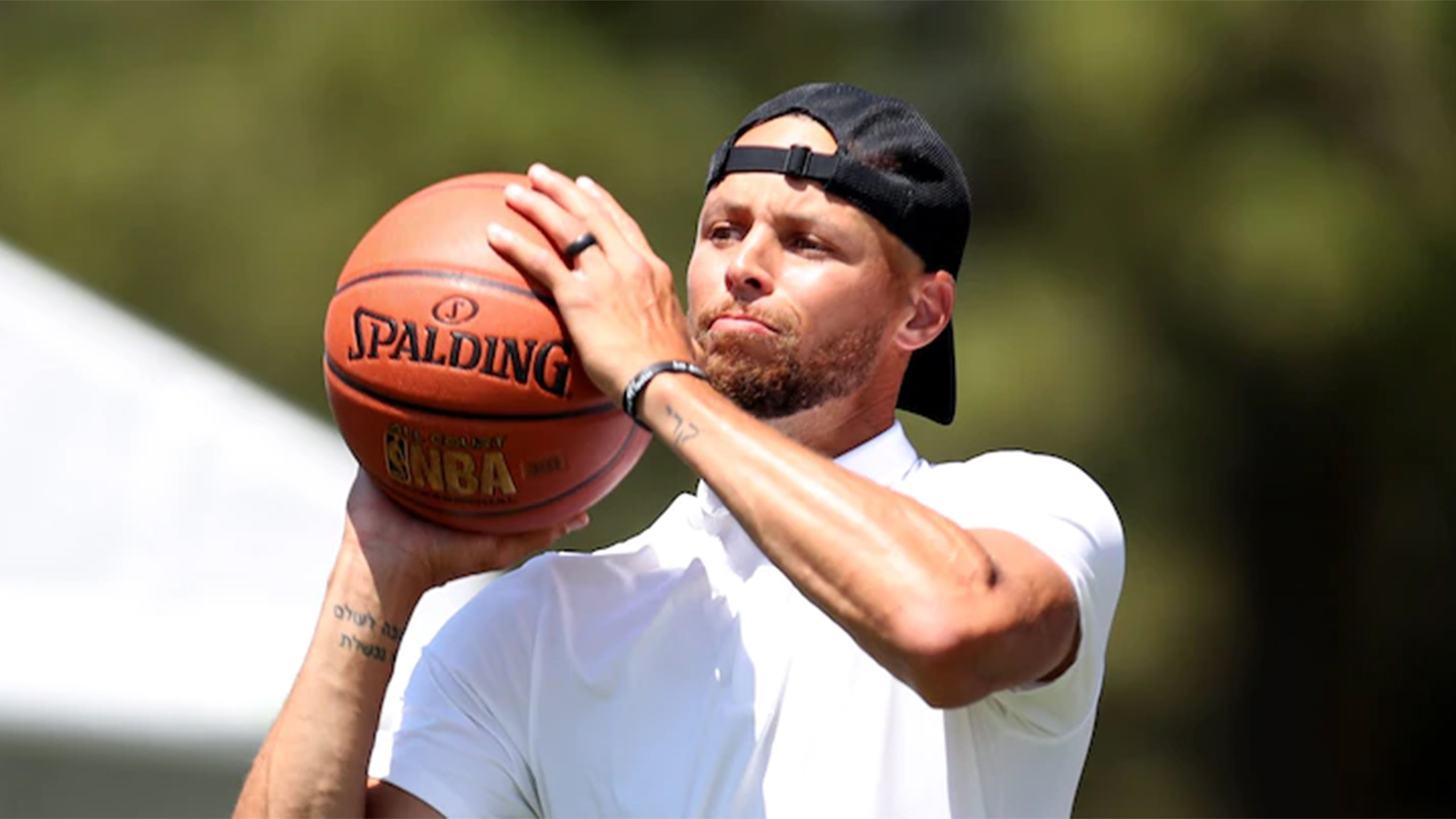 A new kind of game Stephen Curry signs cryptocurrency deal photo from Business Insider