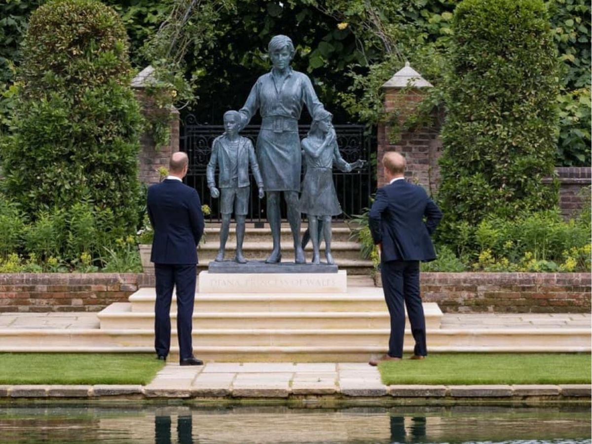 William, Harry unveil Princess Diana’s statue photo from Duchess of Hyde Park, Facebook