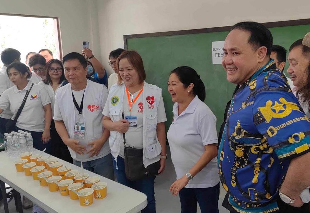 First Lady Liza reaches out  to 2,865 Aetas in Pampanga