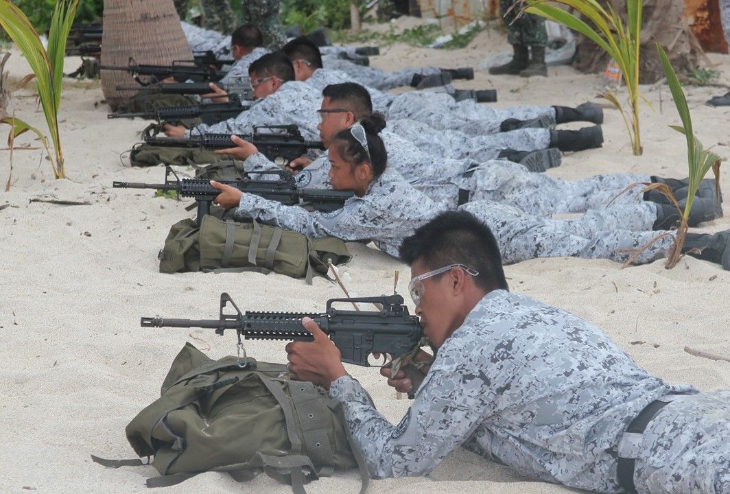 Most Pinoys willing to fight for country