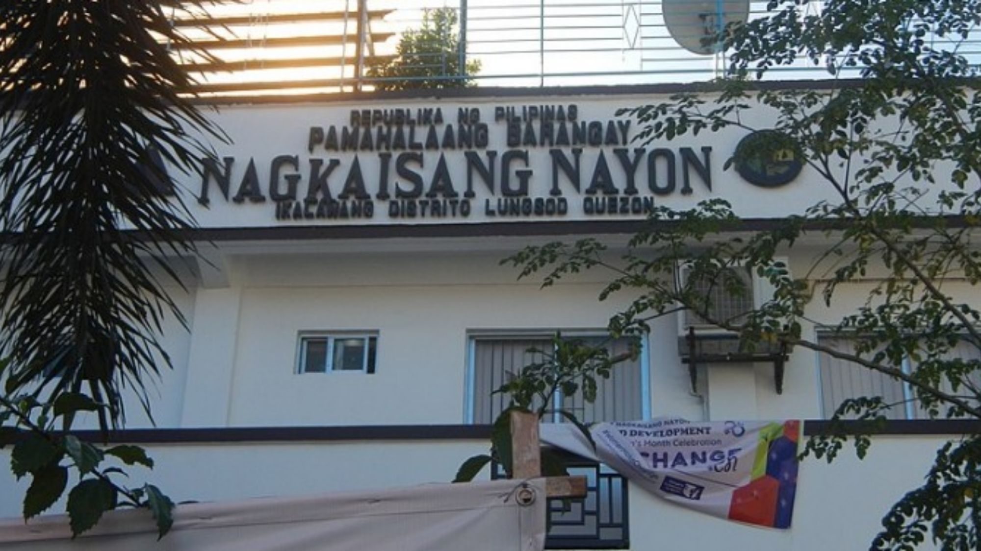 Kapitan ng Barangay Nagkaisang Nayon,kakasuhan dahil sa super spreader pool party from PNA Kapitan ng Barangay Nagkaisang Nayon,kakasuhan dahil sa super spreader pool party