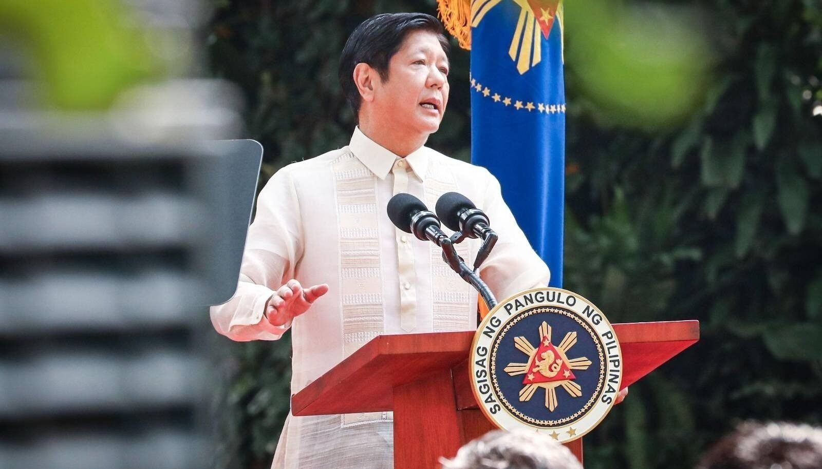 Marcos adheres to freeing hostage Filipino seafarers