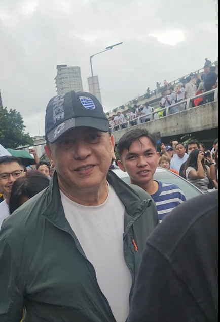 DDS supporter Phillip Salvador joins EDSA rally