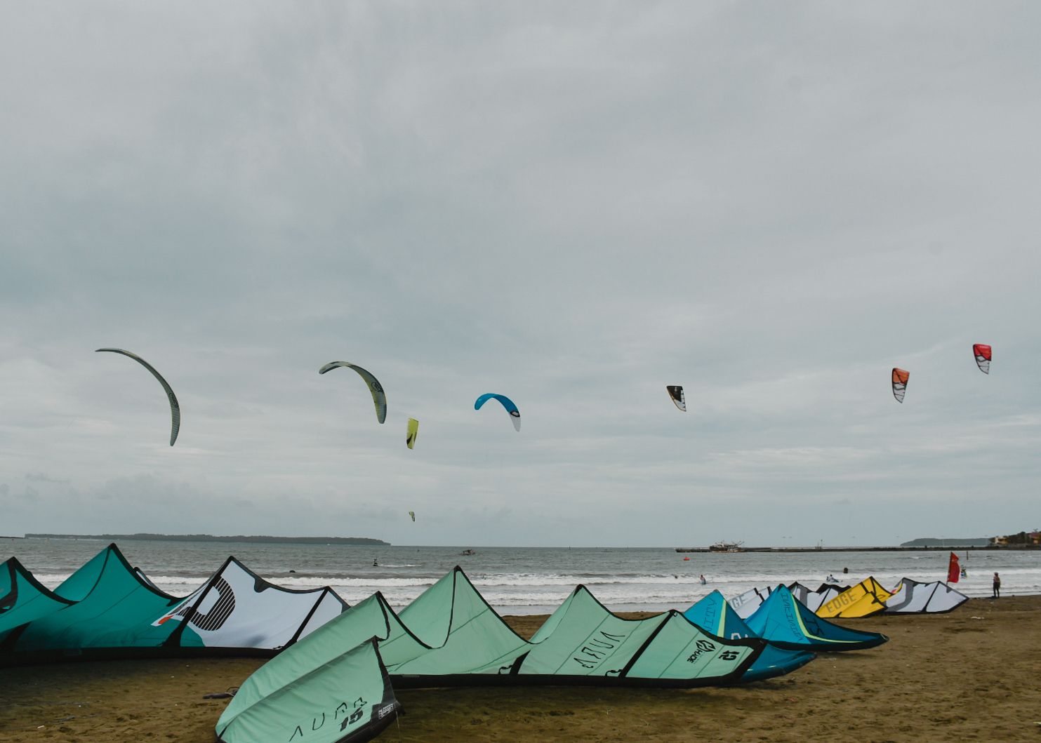 Borongan City hosts kiteboarding tour