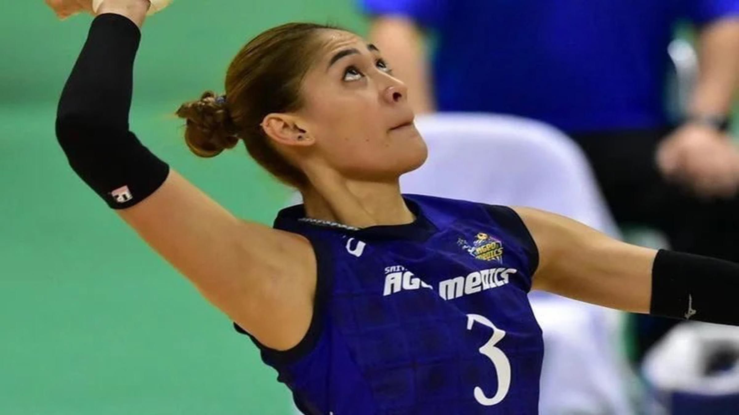Jaja Santiago signs up with Japanese team, gets Japanese citizenship