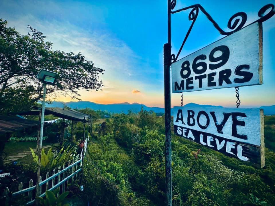 Aningalan's Highland Strawberry Garden:  A Journey from Sunrise to Sunset