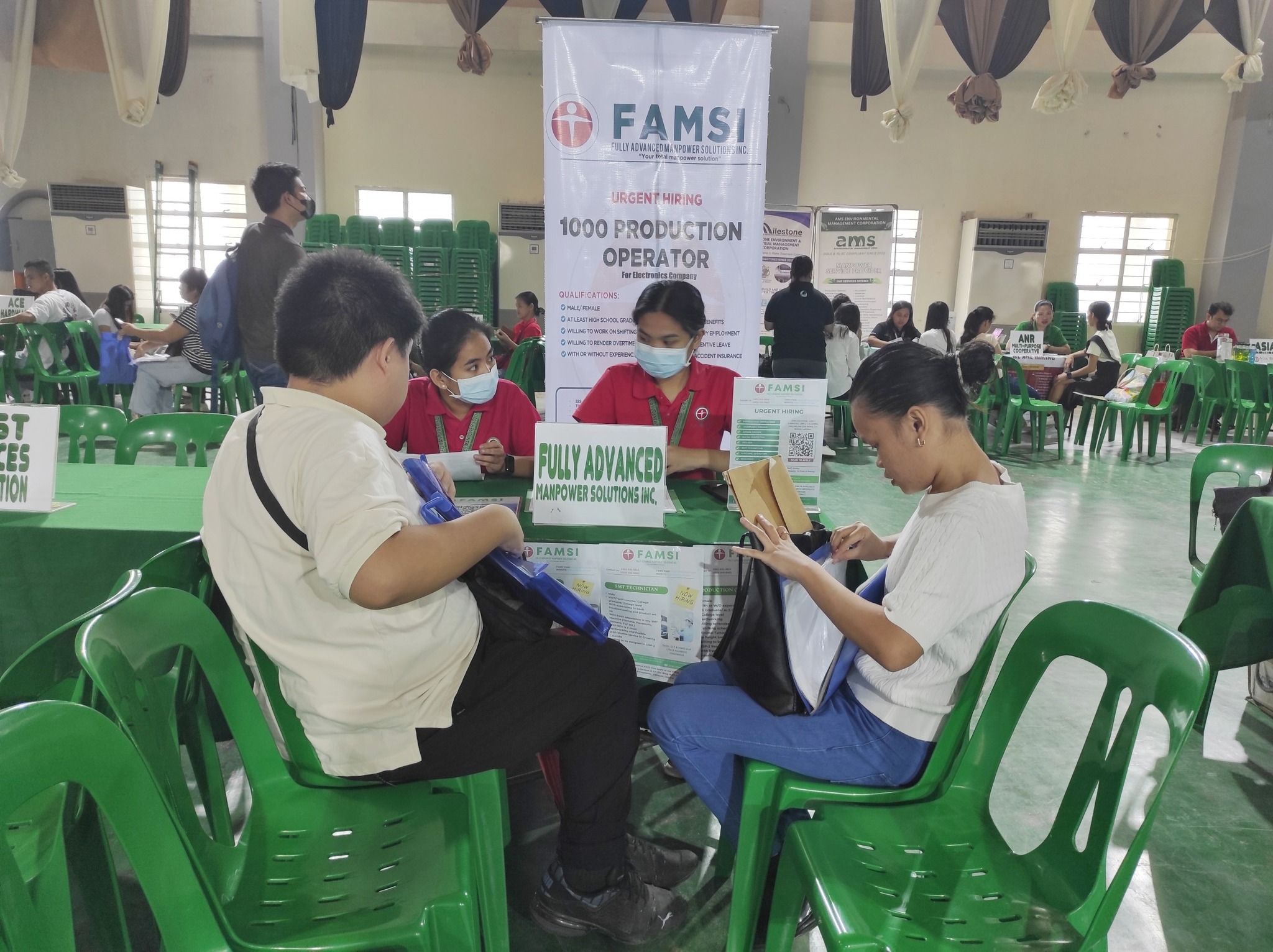 Jobseekers flock to ‘MIKAbuhayan’ Job Fair