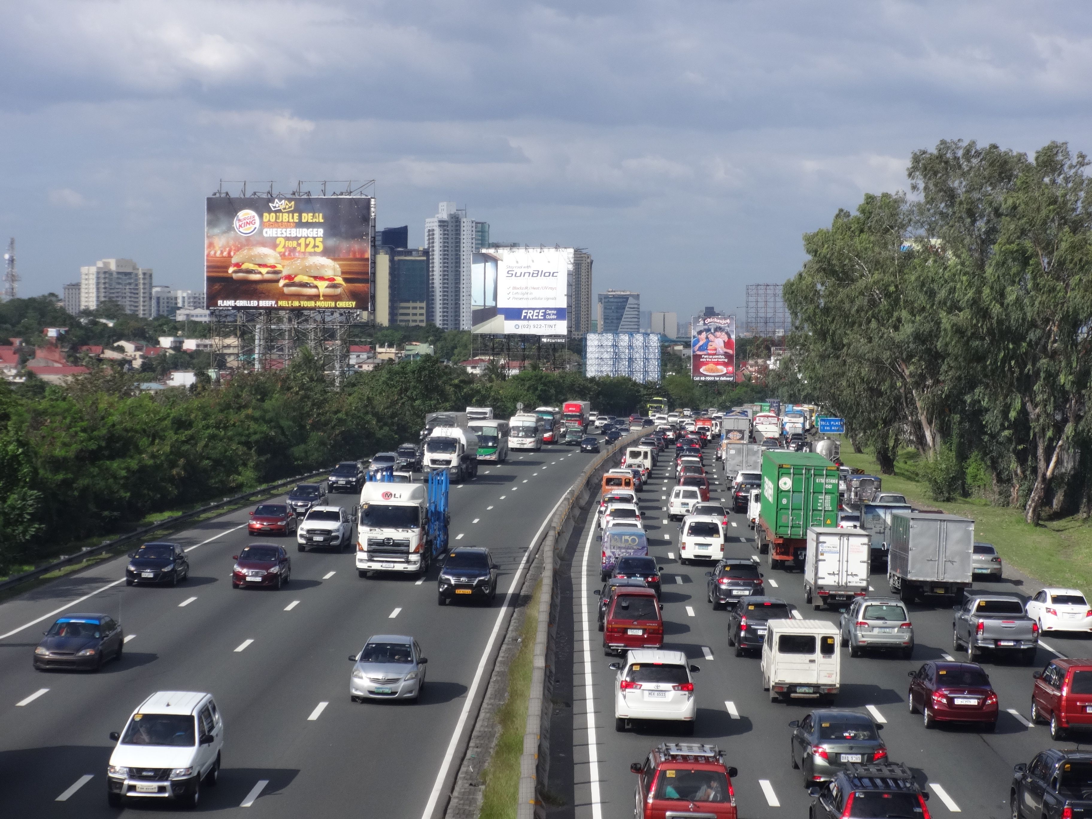 Brace yourselves: Heavy traffic is coming