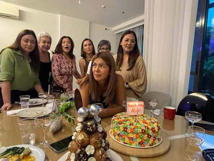 Alice Dixson celebrates birthday with colleagues, friends