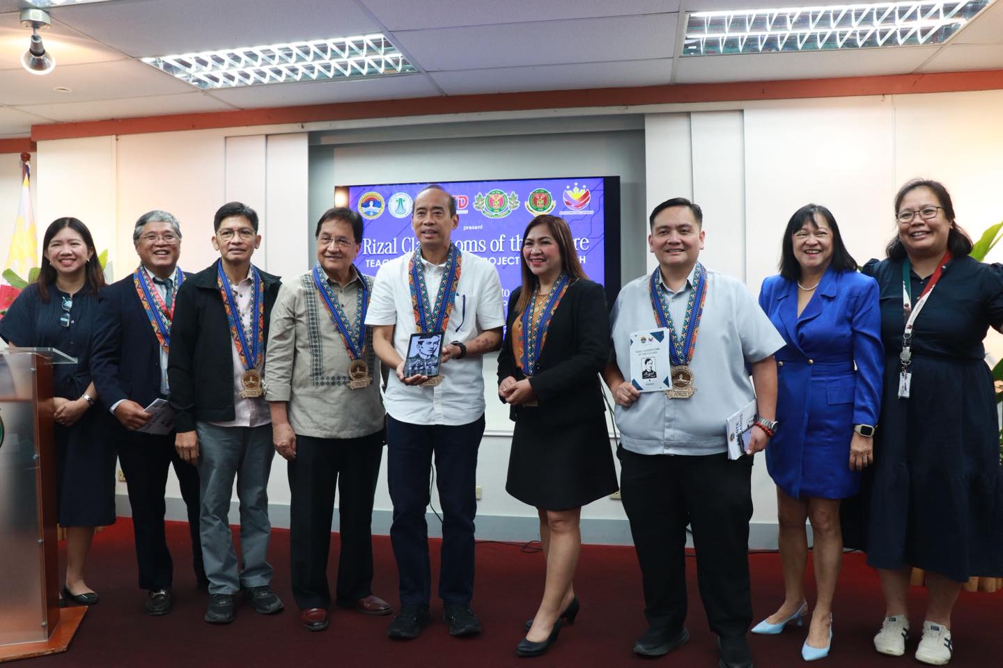 'Rizal Tablet' for kids in Los Baños