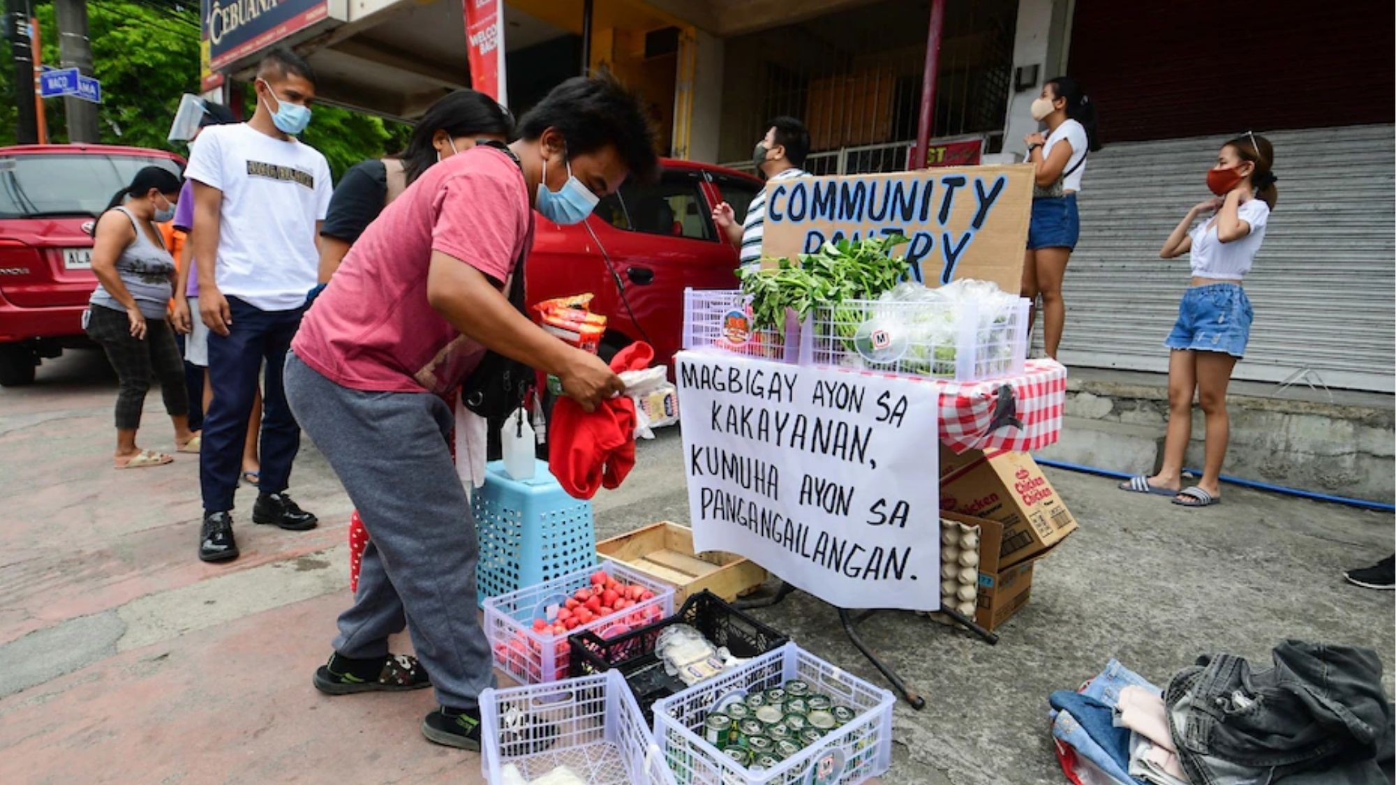  Legarda scores cops harassing community pantry organizers