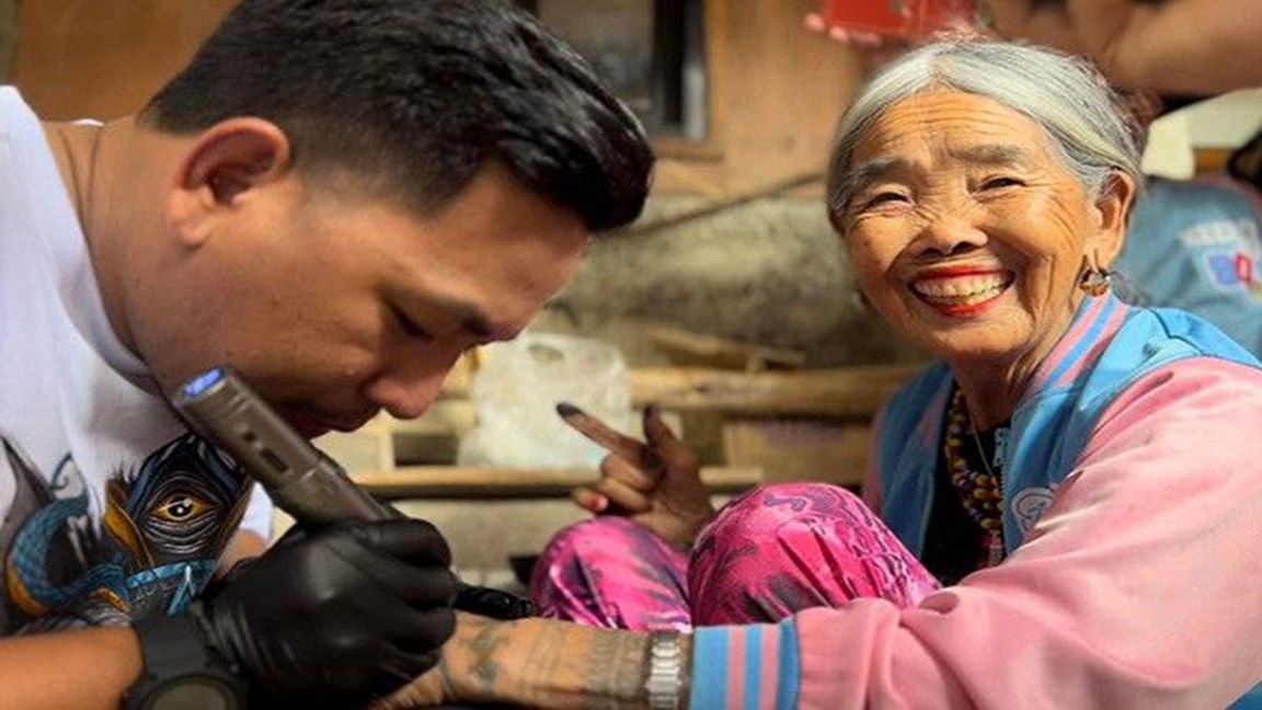 Traditional meets modern Apo Whang-Od gets tattooed by young artist photo Philippine Star