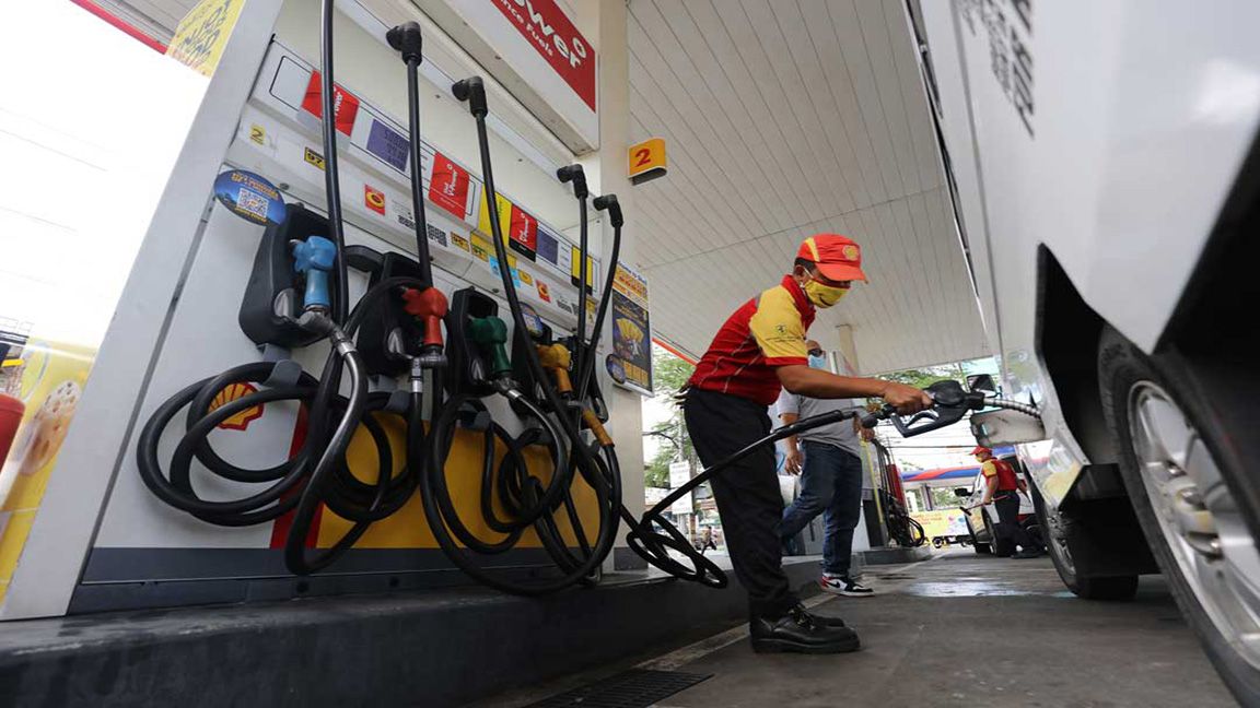 Measure seeking to suspend gas and diesel tax filed photo BusinessWorld Online