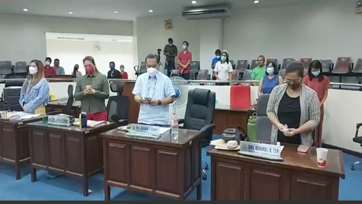 Plunder cases vs. Kapitolyo