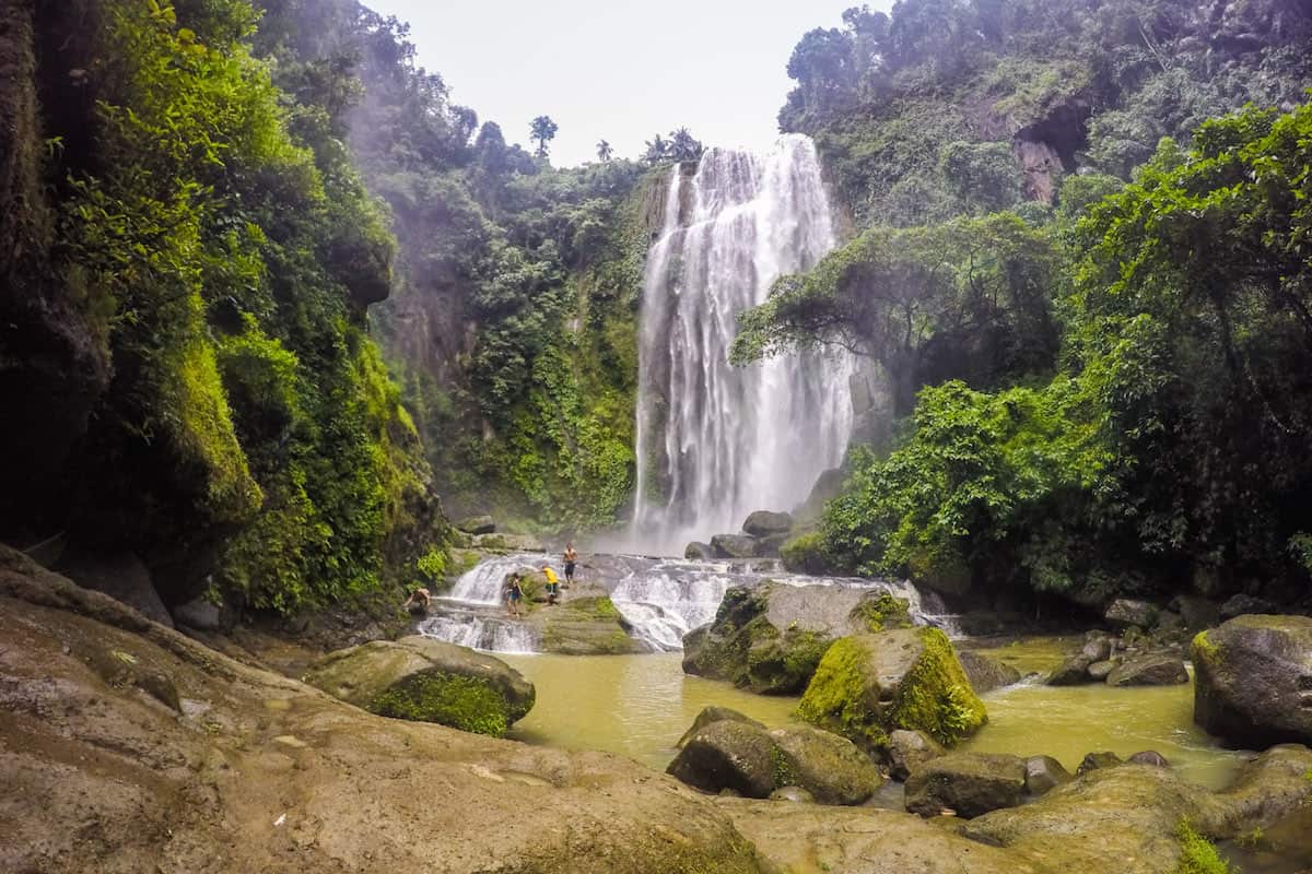 Luisiana's 'hidden' Hulugan Falls